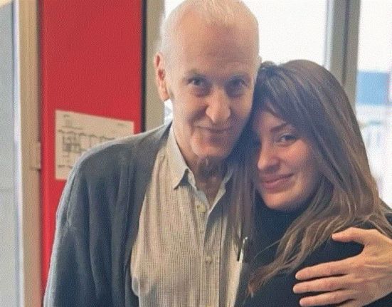 بعد ظهوره للمرة الأولى.. قصة حرمان نرمين الفقي من والدها في طفولتها