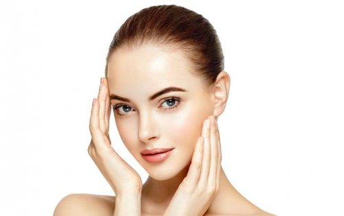 " وشك هيلق لق"..نتائج فورية ومذهلة ماسك لتفتيح البشرة من أول استخدام .. تعرفي عليه