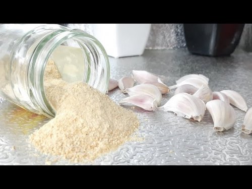 طريقة عمل الثوم البودرة في المنزل بنكهة قوية أفضل من الجاهز