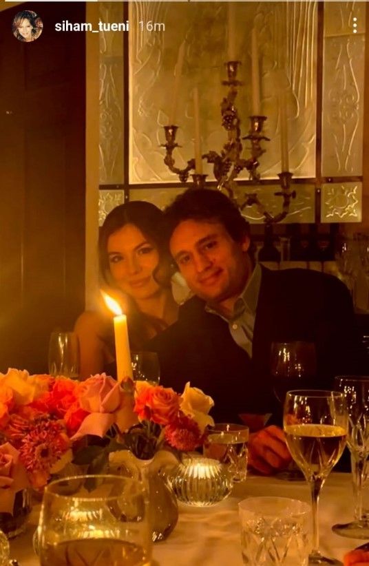 بالصور والفيديو: بفستان جريء.. ملكة جمال لبنان السابقة تحتفل بعيد ميلادها برفقة زوجها في لندن