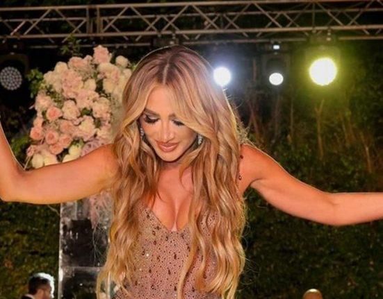 بالصور: مايا دياب بفستان أحمر جريء في القاهرة.. شاهدوا كيف رقصت في إحدى الحفلات