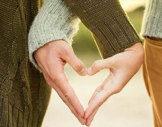 فنانة شهيرة راقصت حبيبها.. فيديو لطيف يوثق عودة علاقتهما شاهدوه