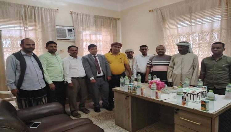 نيابة سقطرى الابتدائية تُكرّم موظفيها المتميزين لعام ٢٠٢٤