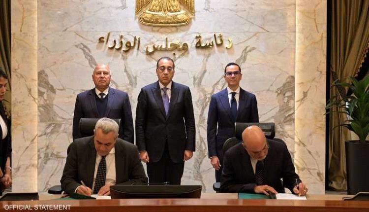 باستثمارات قدرها 135 مليون دولار .. مصر توقع عقداً لتصنيع السيارات محليا