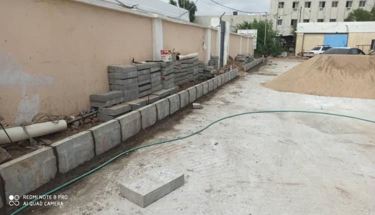 بدء اعمال اعادة تاهيل مخازن اللقاحات في مكتب الصحة بلحج