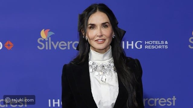 إطلالات الأسود والأبيض تسيطر على سجادة مهرجان بالم سبرينغز