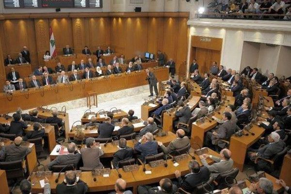 البرلمان اللبناني يخفق في انتخاب رئيس للجمهورية في دورته الأولى - موقع الخليج الان