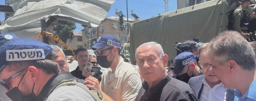 «تصعيد عسكري متبادل».. غارات إسرائيلية عنيفة وسط طهران وقرب البرلمان - الخليج الان