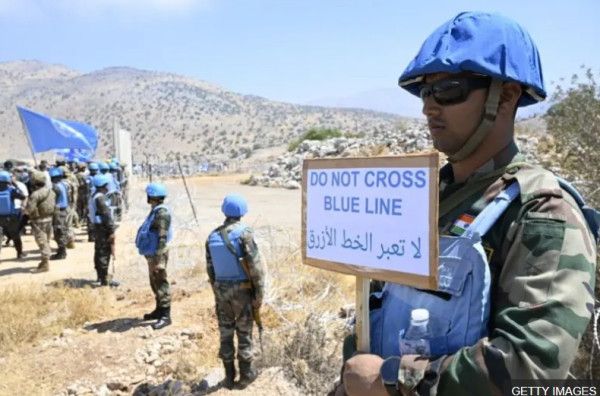 توتر في جنوب لبنان.. مناصر لحزب الله يصفع جندياً من قوات اليونيفيل (فيديو) - موقع الخليج الان