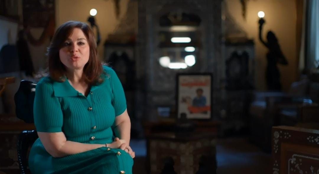 وصول إلهام شاهين وهالة سرحان إلى مصر - الخليج الان