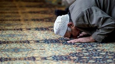 الإفتاء توضح حكم الجمع بين الصلوات في السفر - الخليج الان