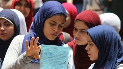 استشاري نفسي عن الثانوية العامة: لا تحولوا أبناءكم إلى مشاريع مؤجلة.. النجاح لا يُقاس فقط بالدرجات - الخليج الان