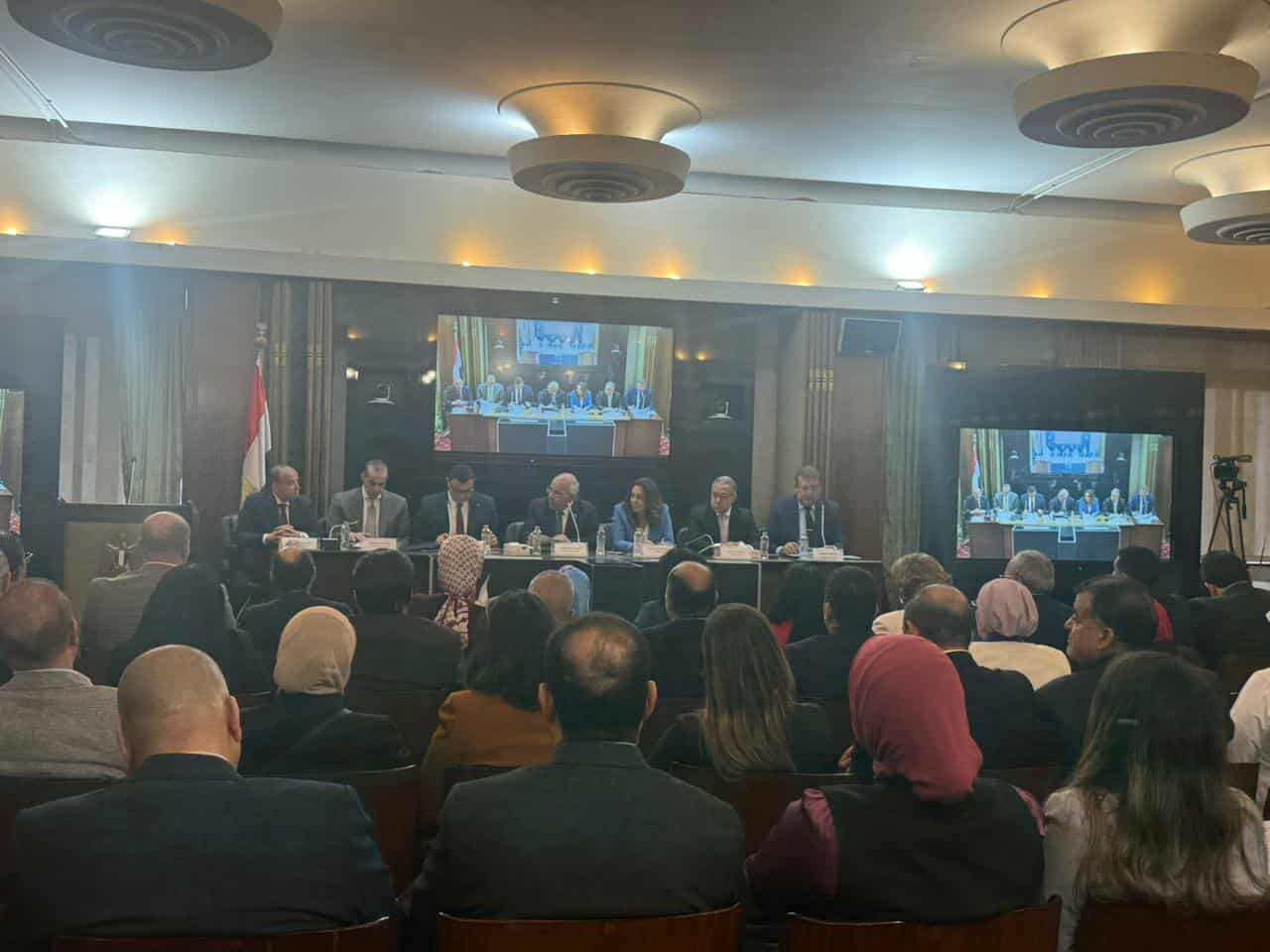 بحضور الحكومة.. إسكان النواب تبدأ مناقشات المشروع الجديد للإيجار القديم .. صور - الخليج الان