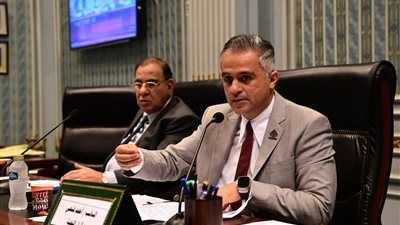 النائب أحمد فتحي يترأس اجتماع لجنة التضامن الاجتماعي لمناقشة أوضاع الرائدات الاجتماعيات - الخليج الان