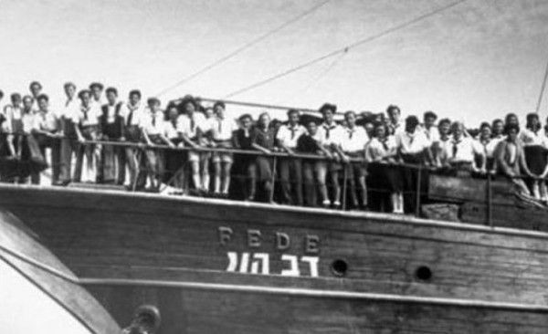 "أتيتم من البحر وسترحلون منه".. فرار الإسرائيليين بحراً بعد الهجمات الإيرانية يثير تفاعلاً واسعاً - الخليج الان