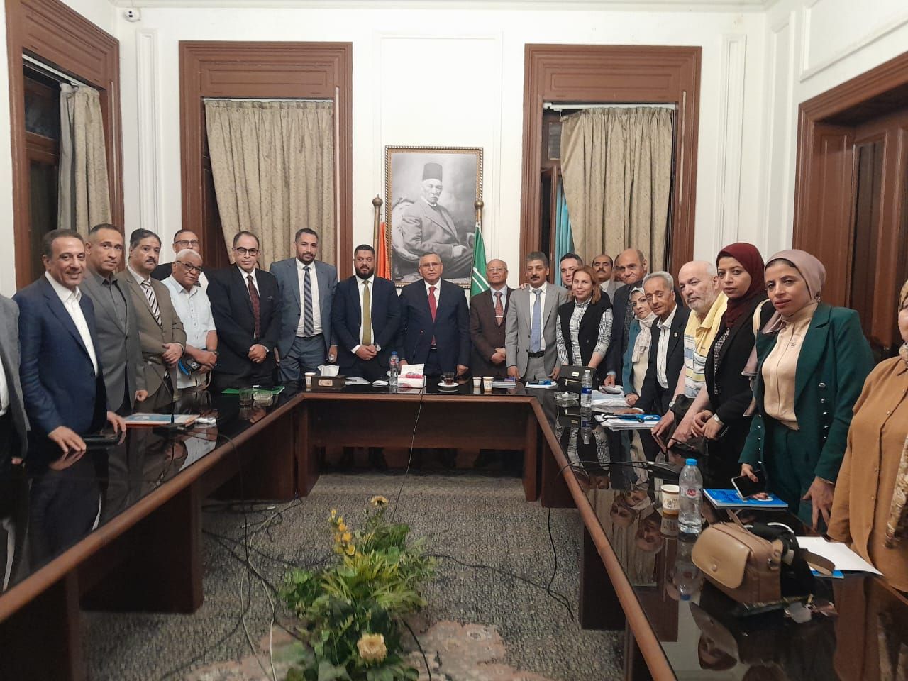 رئيس الوفد يطالب بتعديل نص المادة 40و41من قانون العمل الجديد - الخليج الان