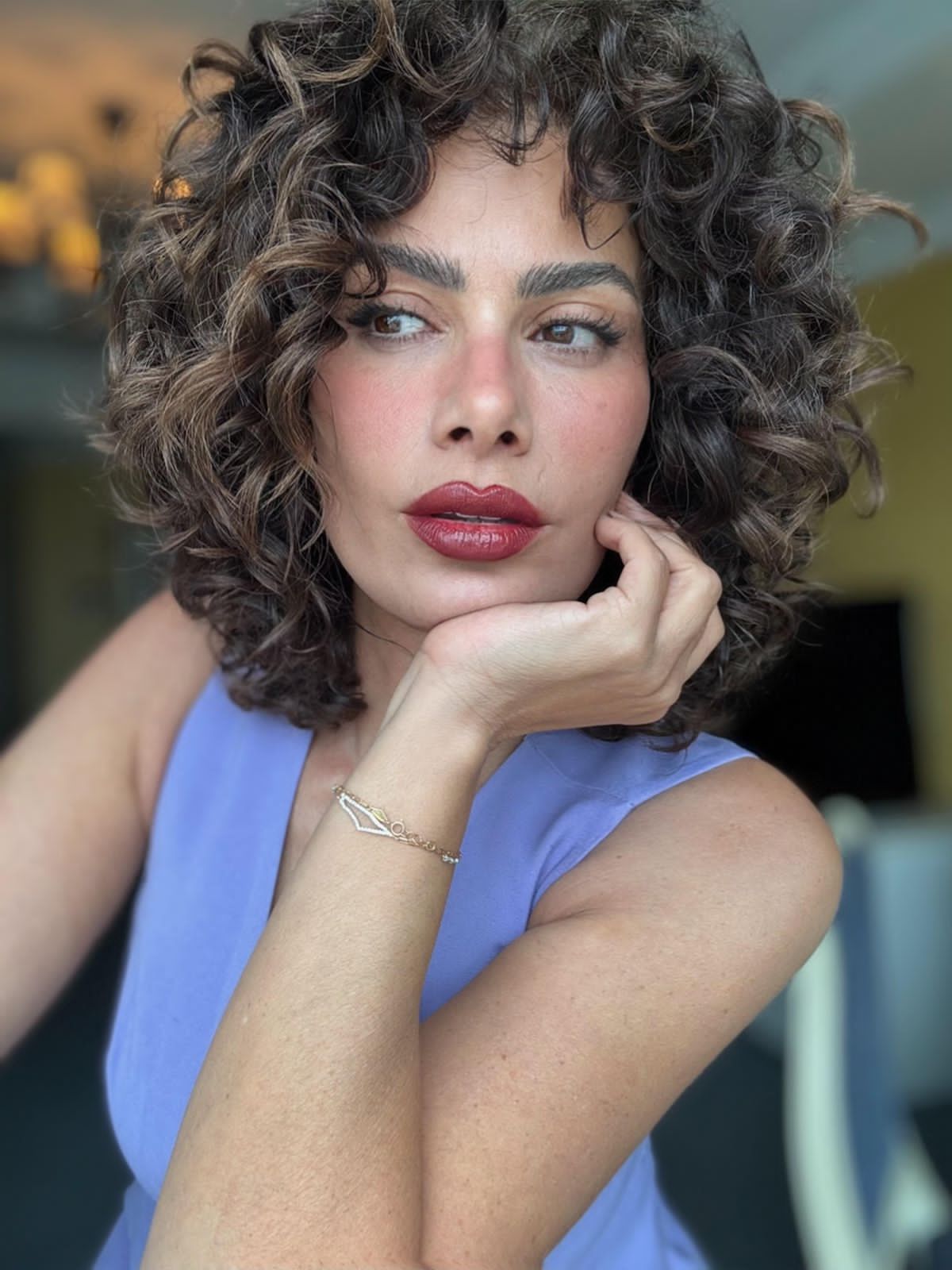 صبا مبارك تغفو على حلم مهدد بالانهيار في مسلسل 220 يوم - الخليج الان