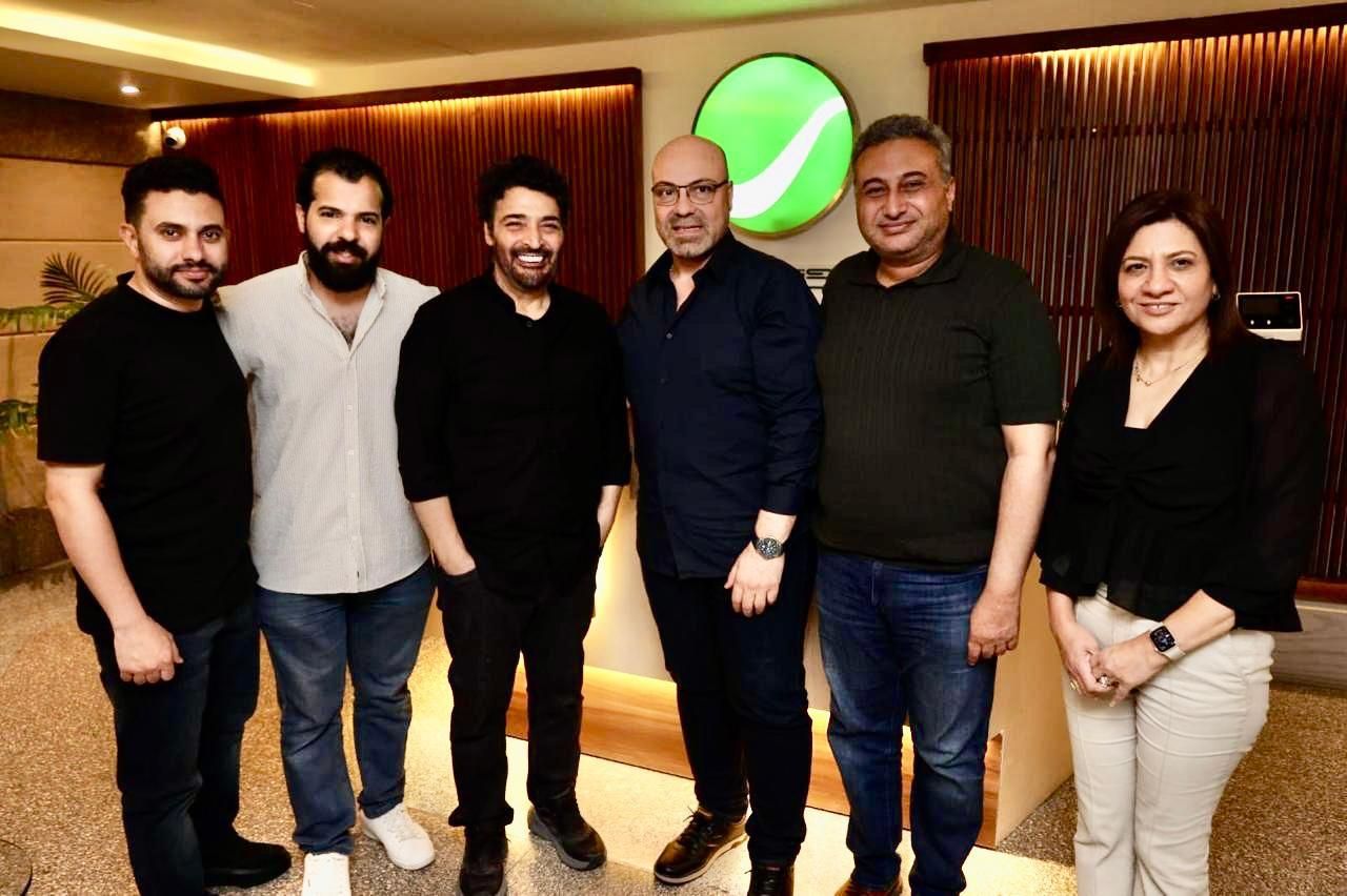 بالصور.. تفاصيل تعاقد حميد الشاعري مع روتانا - الخليج الان