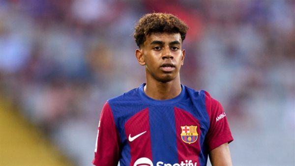 علاقة فاتي فاسكيز بلامين يامال تثير الجدل وتهديدات بالقتل تلاحقها - الخليج الان