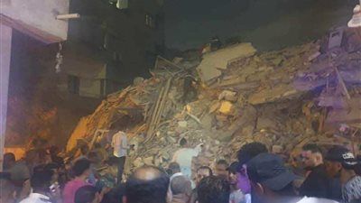 ولد به الفنان الراحل وشهد على طفولته.. تفاصيل انهيار عقار نور الشريف بالسيدة زينب - الخليج الان