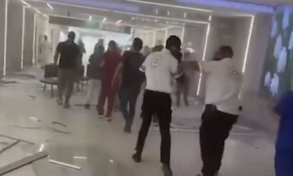 "البيئة الإسرائيلية" توضّح بشأن بلاغات تسرّب مواد خطرة في مستشفى سوروكا عقب الصواريخ الإيرانية - الخليج الان