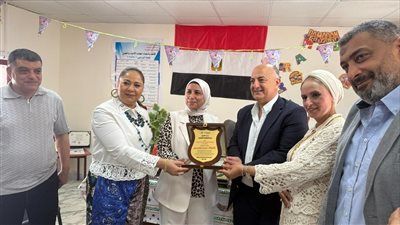 تكريم مدرسة "وادي القمر" لفوزها بالمركز الأول على مستوى محافظة الإسكندرية - الخليج الان