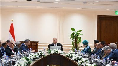 رئيس مجلس النواب يعقد لقاءً مُوسعاً مع السفراء المنقولين لرئاسة البعثات الدبلوماسية المصرية بالخارج - الخليج الان