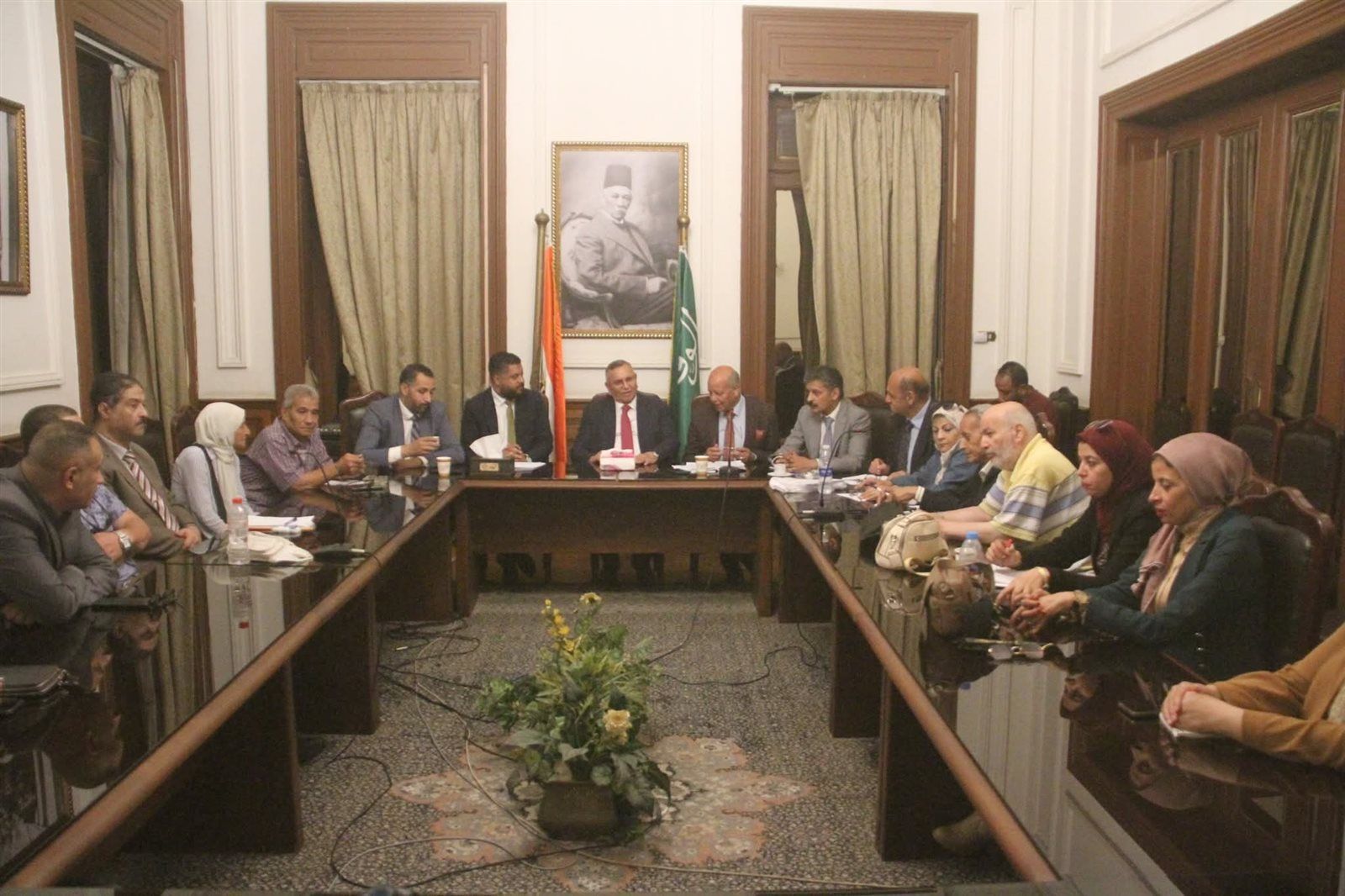 عبد السند يمامة يطالب بتعديل نص المادة 40و41من قانون العمل الجديد.. شركات الوكالة في التعين تهدر حقوق العمال ويجب أن يقتصر دورها لمدة عام واحد - الخليج الان