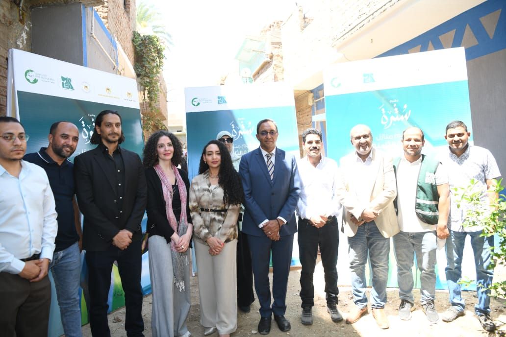 محافظ قنا يفتتح المرحلة الثامنة من مشروع "سترة" لتأهيل منازل الأسر الأولى بالرعاية بقوص - الخليج الان