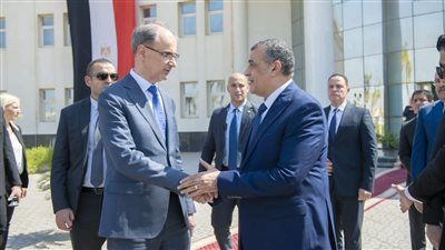 وزير الدولة للإنتاج الحربي يستقبل رئيس وزراء صربيا لبحث آليات تعزيز التعاون المشترك - الخليج الان