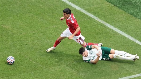 مفاجآت في تشكيل الأهلي: ريبيرو يفكر في الدفع بديانج وبن شرقي في مواجهة بورتو الحاسمة - الخليج الان