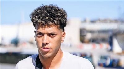 إمام عاشور يبدأ رحلة عودته للقاهرة بعد الاطمئنان على الجراحة - الخليج الان