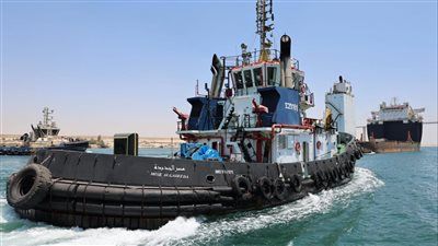 رئيس هيئة قناة السويس: في أقل من 60 دقيقة أنتهى التعامل مع حادث جنوج السفينة RED ZED1 - الخليج الان