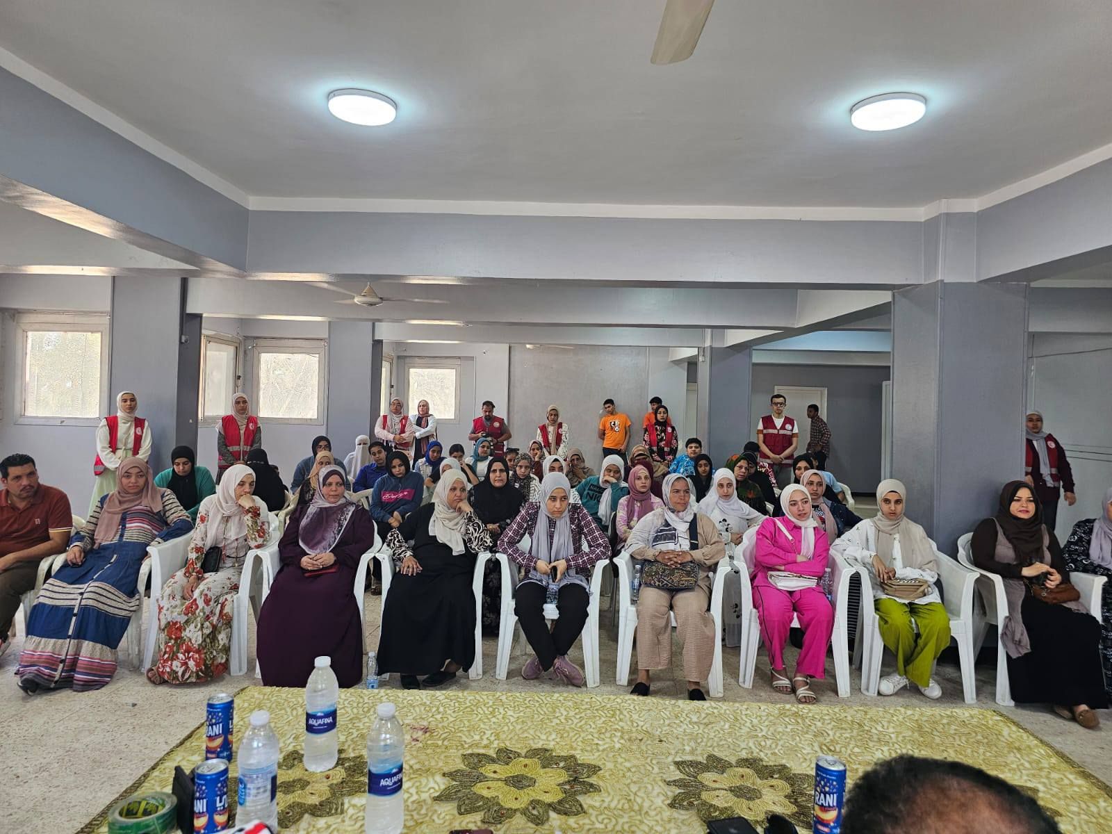 "قطرة دم تساوي حياة".. حملة للتبرع بالدم بالقليوبية احتفالاً باليوم العالمي للمتبرعين - الخليج الان