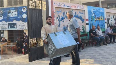 محكمة بالشمع الأحمر.. وصول أوراق أسئلة امتحان اللغة العربية للثانوية العامة للجان وسط حراسة أمنية مشددة - الخليج الان