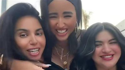 سوزي الأردنية ونسرين أمين وابنتها في أحدث ظهور.. هل يجمعهن عمل فني قريبًا؟ - الخليج الان