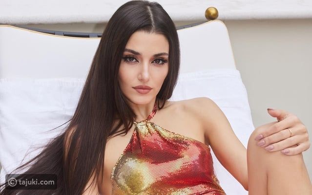 المكياج المشرق واللامع بصمة هاندا آرتشيل في أحدث إطلالاتها