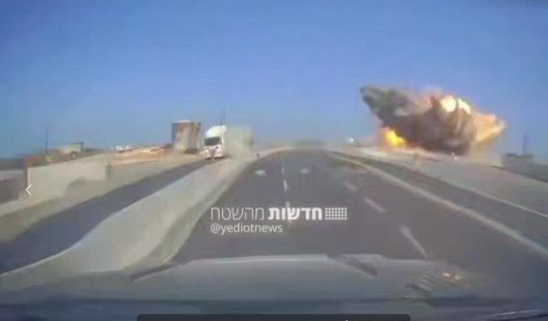 فيديو وصور: موجة صاروخية إيرانية عنيفة تستهدف مدناً إسرائيلية ومحطة كهرباء أسدود - الخليج الان