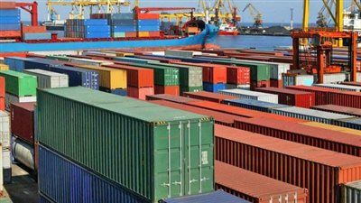 ربط التصدير بإدخال الحصيلة عبر البنوك.. خطوة في صالح الصادرات وحماية للاقتصاد الوطني - الخليج الان