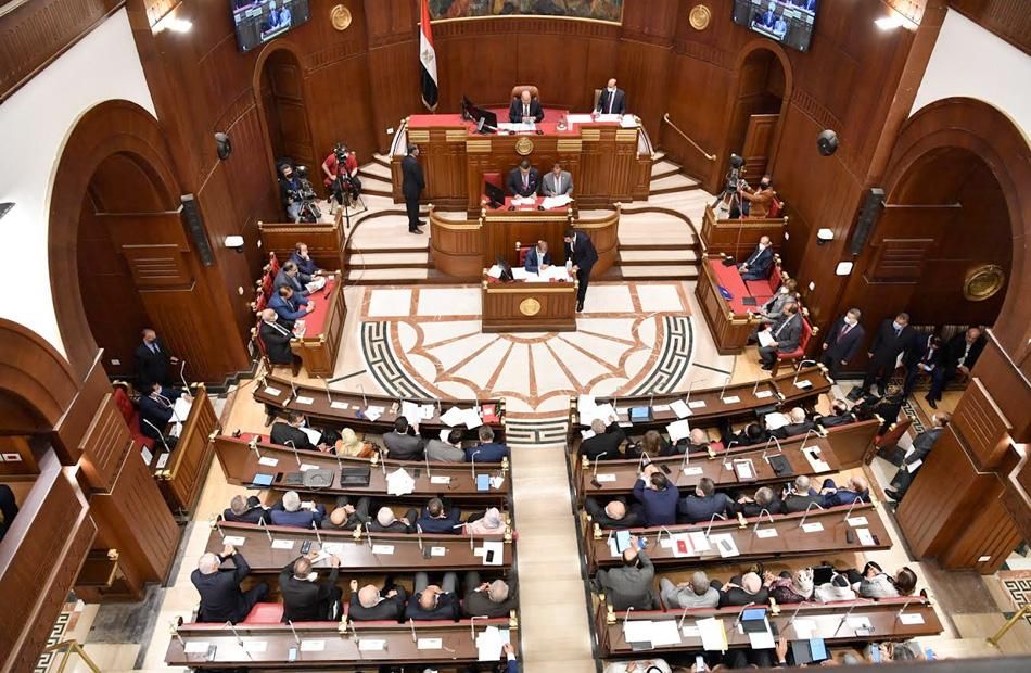 نائب وزير التربية والتعليم أمام الشيوخ: «كمية كبيرة من الطلاب تم حرمانهم من دخول الامتحان نتيجة تجاوز نسبة الغياب خلال العام الحالى» - الخليج الان