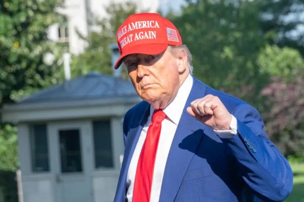 ترامب يعلن الاتفاق على وقف كامل لإطلاق النار بين إسرائيل وإيران - الخليج الان