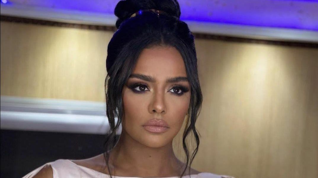 غدَا.. أسماء أبو اليزيد في ضيافة إنجي علي ببرنامج أسرار النجوم - الخليج الان