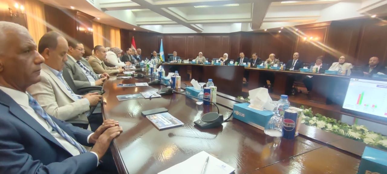 محافظ الإسكندرية يستقبل وفد محلية النواب ويستعرض خطط التنمية - الخليج الان