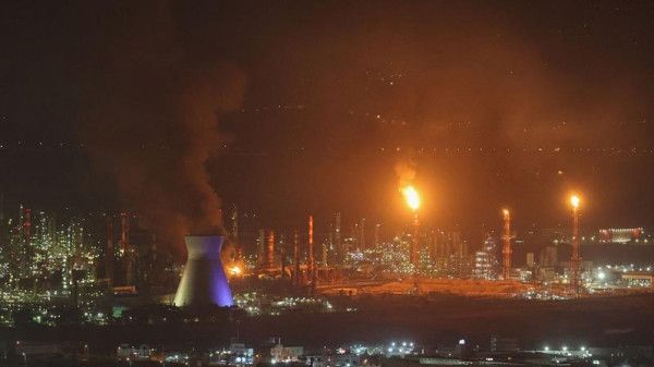 "الطاقة الإسرائيلية": نقص وشيك بغاز الطهي إثر تضرر مصفاة بقصف إيراني - الخليج الان