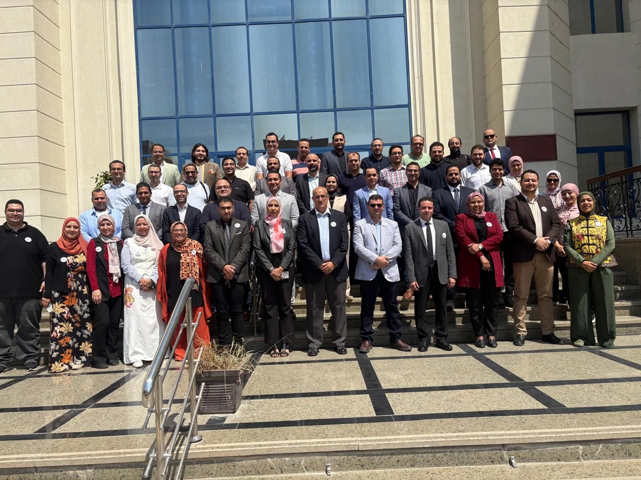 وزارة الصحة تعلن تخريج الدفعة الثانية من دبلومة طب الأزمات والكوارث - الخليج الان