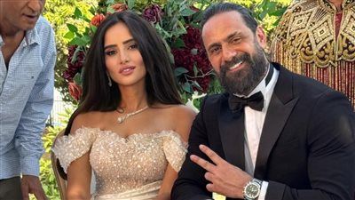 حقيقة زواج زينة من عمرو مهدي.. صورة - الخليج الان