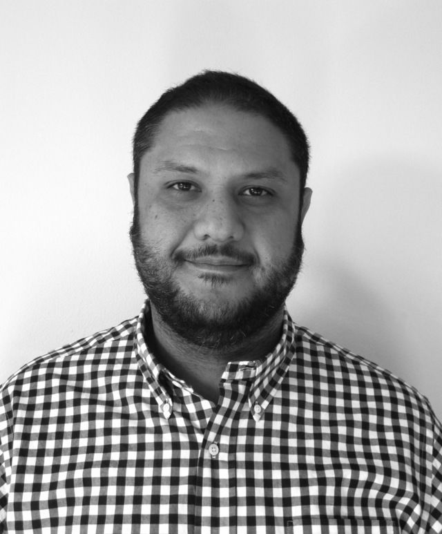 بحضور أبطال الفيلم وصناعه.. أحمد عامر يدير نقاش حول فيلم شرق 12 الليلة - الخليج الان