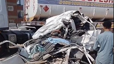 كارثة على الطريق الإقليمي بالمنوفية.. سائق النقل: السرعة الزائدة واختلال عجلة القيادة وراء الحادث - الخليج الان