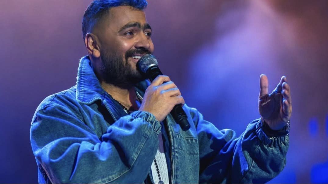 رامي صبري يعلن عن ألبومه الجديد "أنا بحبك انت".. وتامر حسني يهنئه - الخليج الان