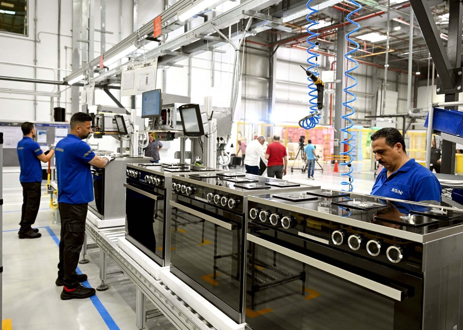 70% مكون محلي خلال عامين: مدبولي يفتتح أول مصنع لـ"بوش" الألمانية في مصر وإفريقيا - الخليج الان